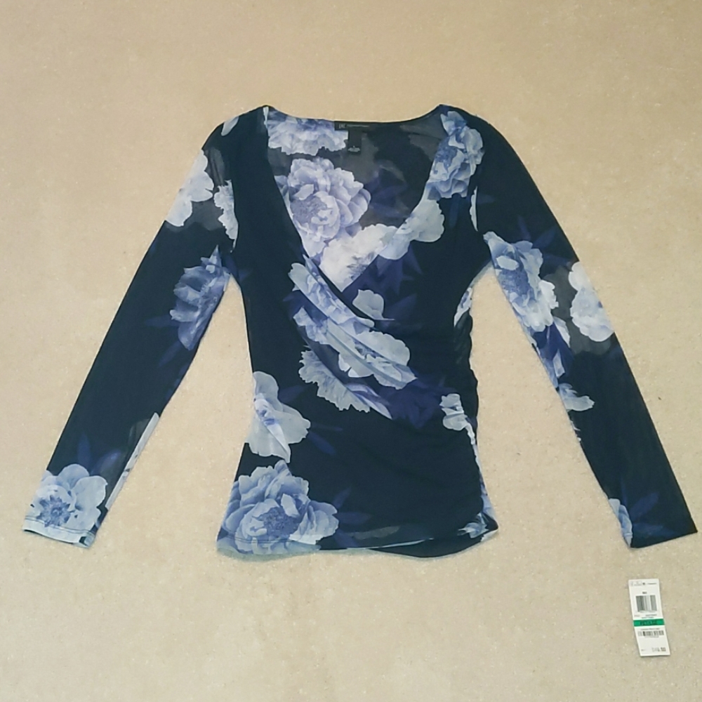 Nwts I.N.C Navy blue floral mesh top